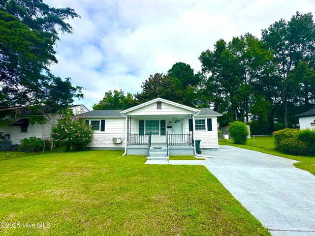 $125,000 | 4462 West Hines Street, Farmville, NC 27828