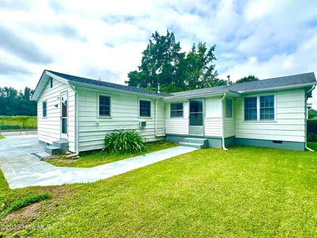 $125,000 | 4462 West Hines Street, Farmville, NC 27828