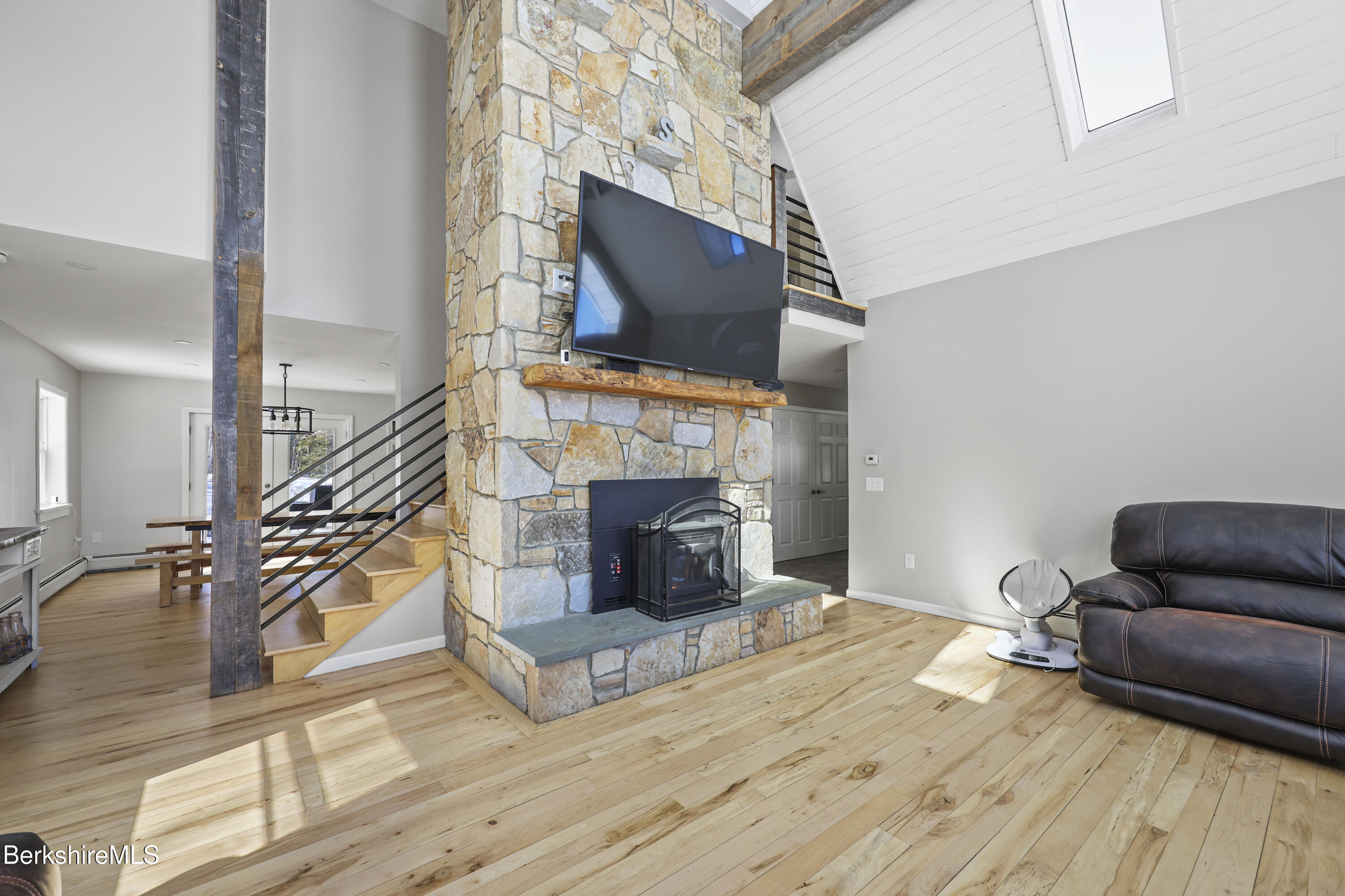 141 Griffin Hill Road Savoy, MA 01256 - Photo 28 of 75 Living Room