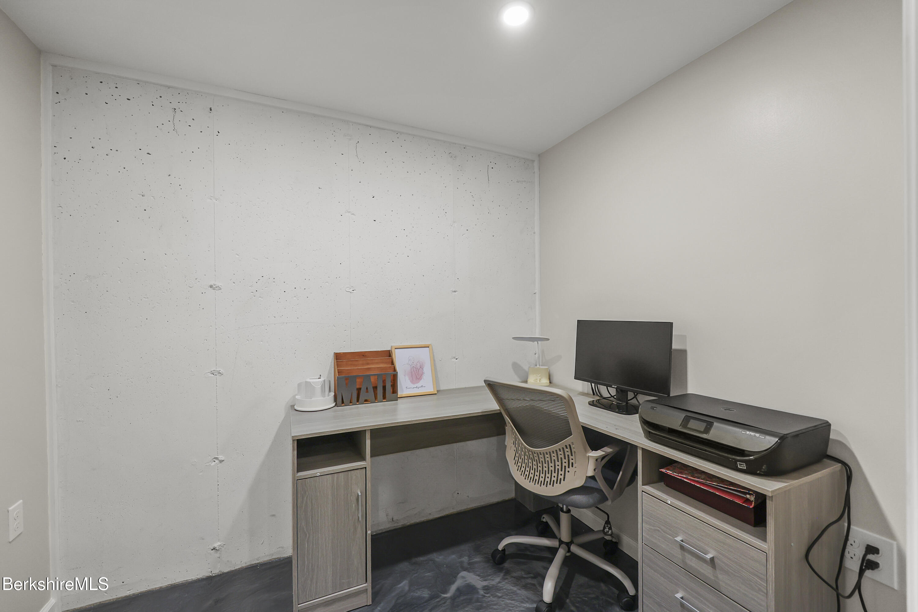 141 Griffin Hill Road Savoy, MA 01256 - Photo 46 of 73 Lower Level Office