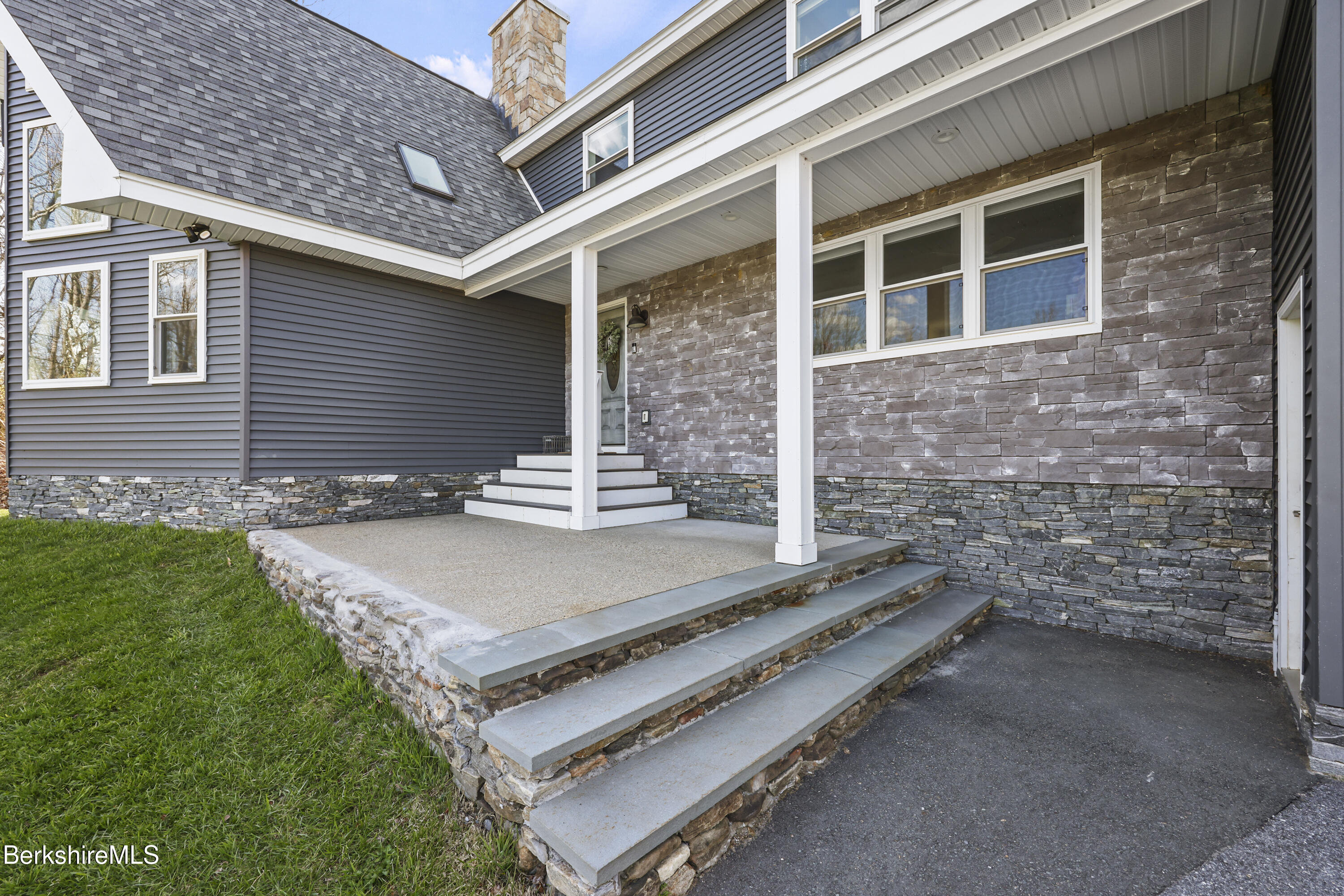 141 Griffin Hill Road Savoy, MA 01256 - Photo 60 of 75 Front Entry