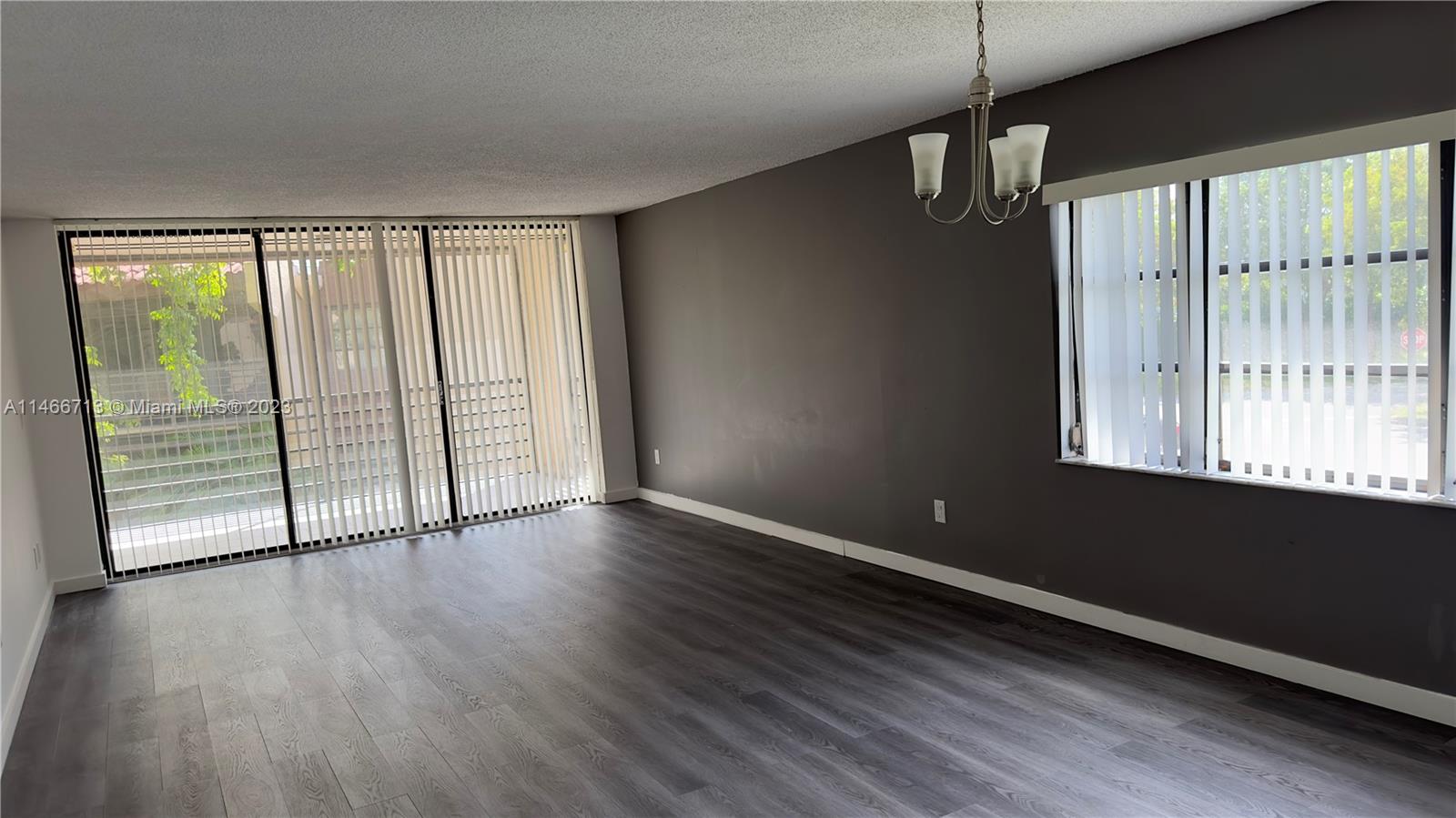 California Club Miami, FL 33179 - Photo 30 of 40