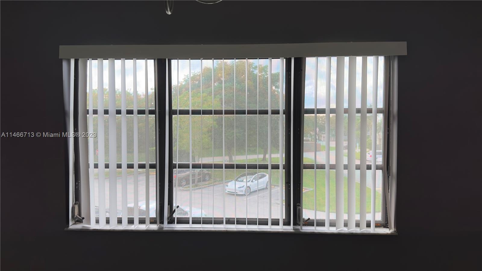 California Club Miami, FL 33179 - Photo 40 of 40