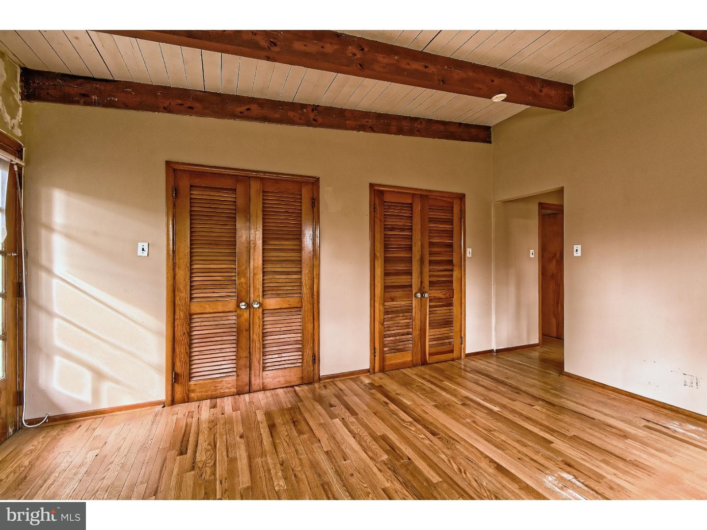 513 Yale Avenue Pitman, NJ 08071 - Photo 11 of 16 Master Bedroom
