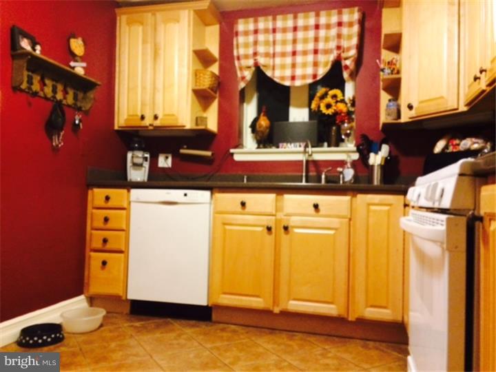 607 Prospect Road Springfield, PA 19064 - Photo 4 of 17