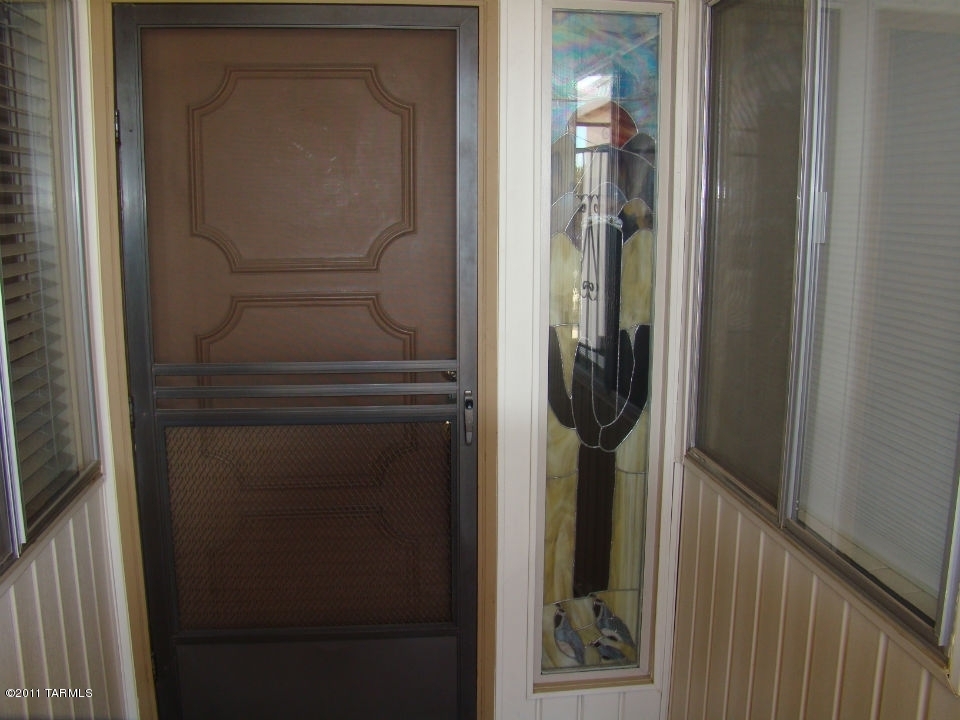 1443 North Rio-Aros Green Valley, AZ 85614 - Photo 4 of 19 a bathroom with a mirror