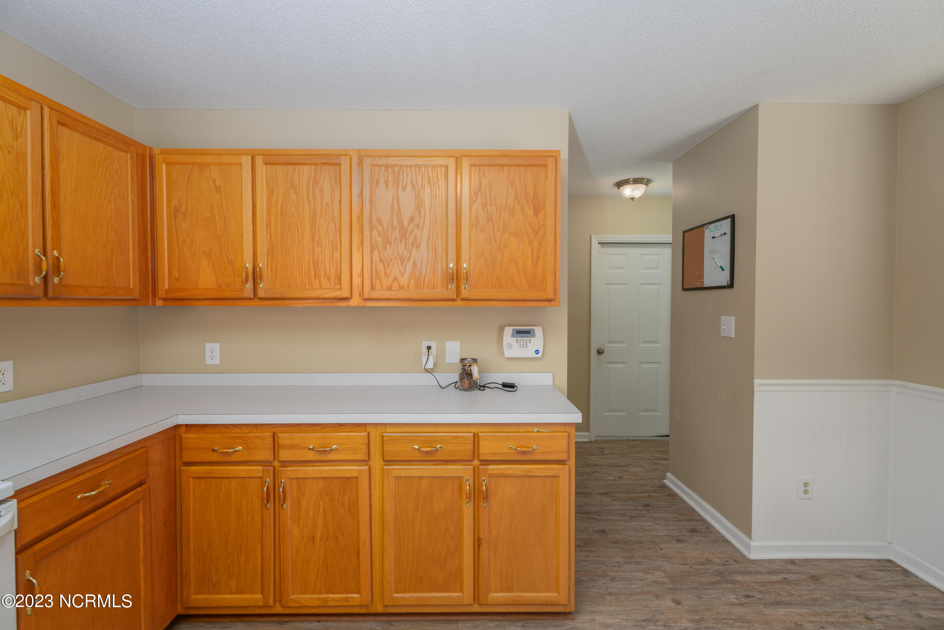 317 Rack Lane Hubert, NC 28539 - Photo 18 of 49 314 Rack Lane-16