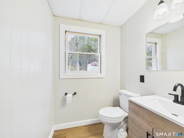 $330,000 | 654 North Main Street, Killingly, CT 06239