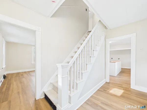 $330,000 | 654 North Main Street, Killingly, CT 06239