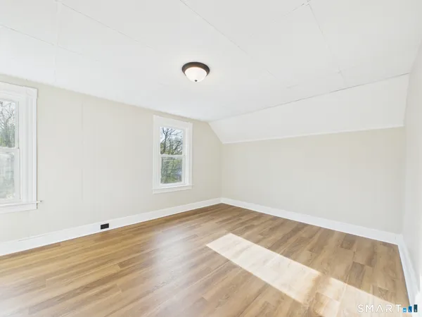 $330,000 | 654 North Main Street, Killingly, CT 06239