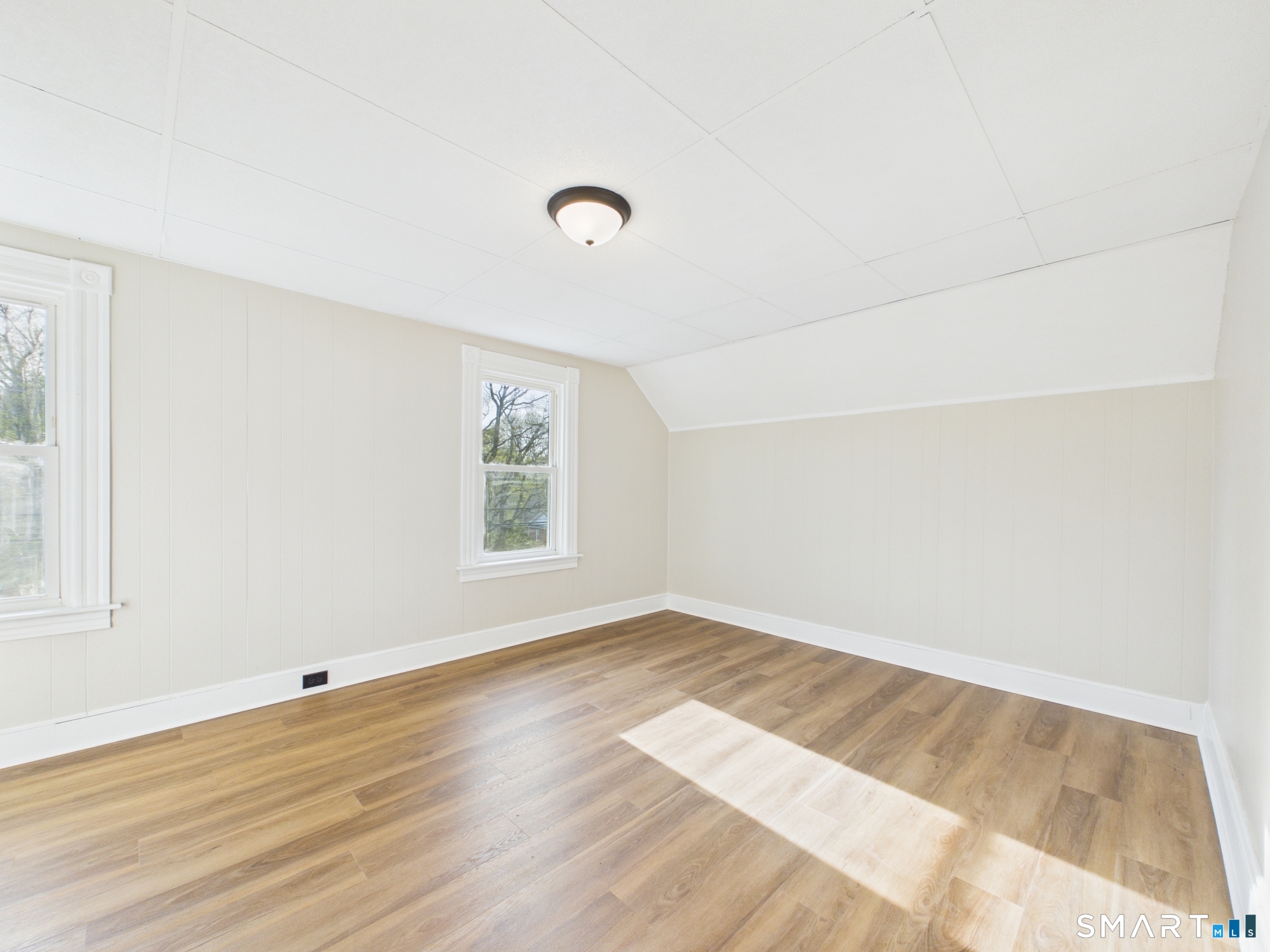 654 North Main Street Killingly, CT 06239 - Photo 19 of 25