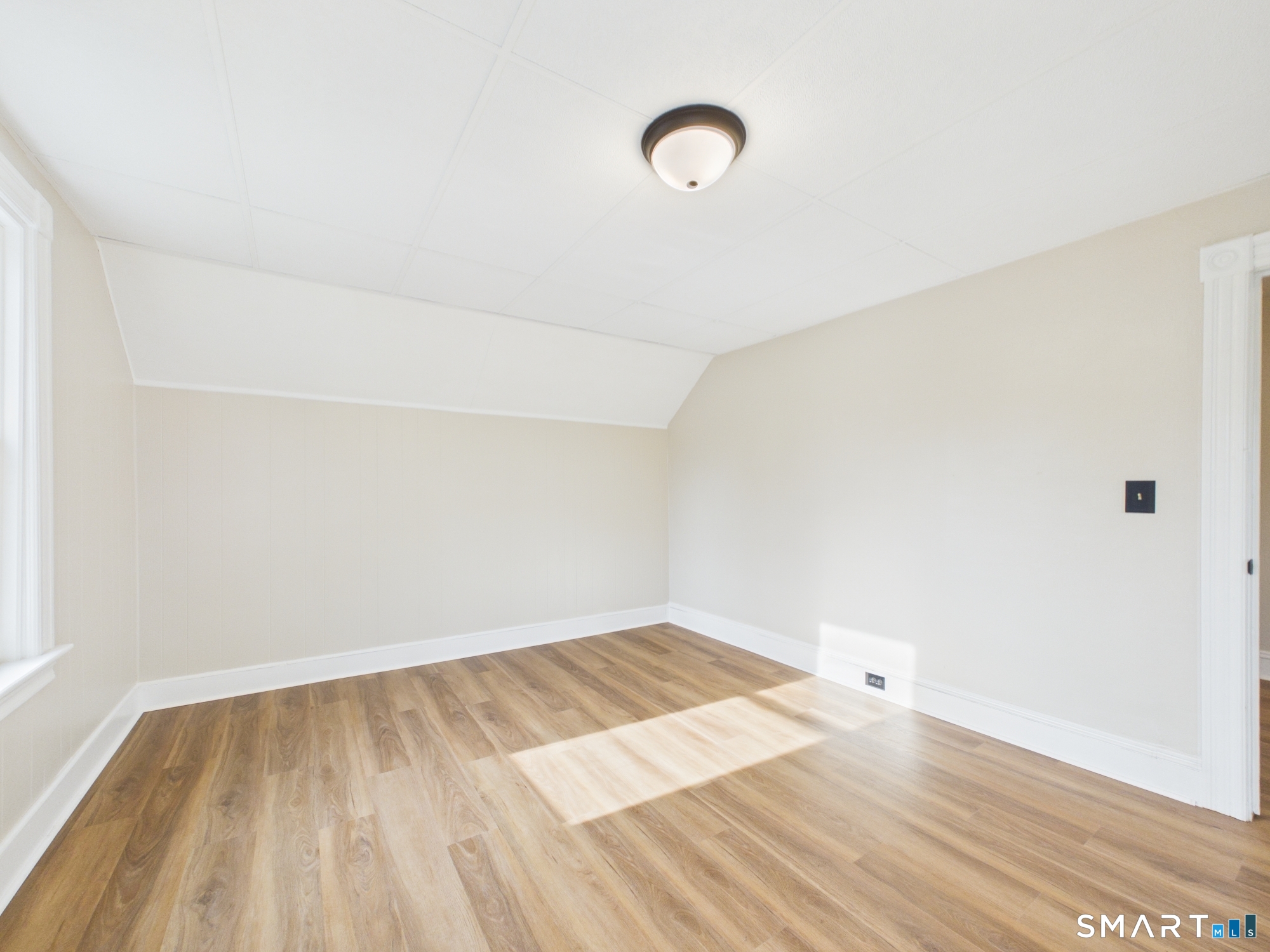 654 North Main Street Killingly, CT 06239 - Photo 20 of 25