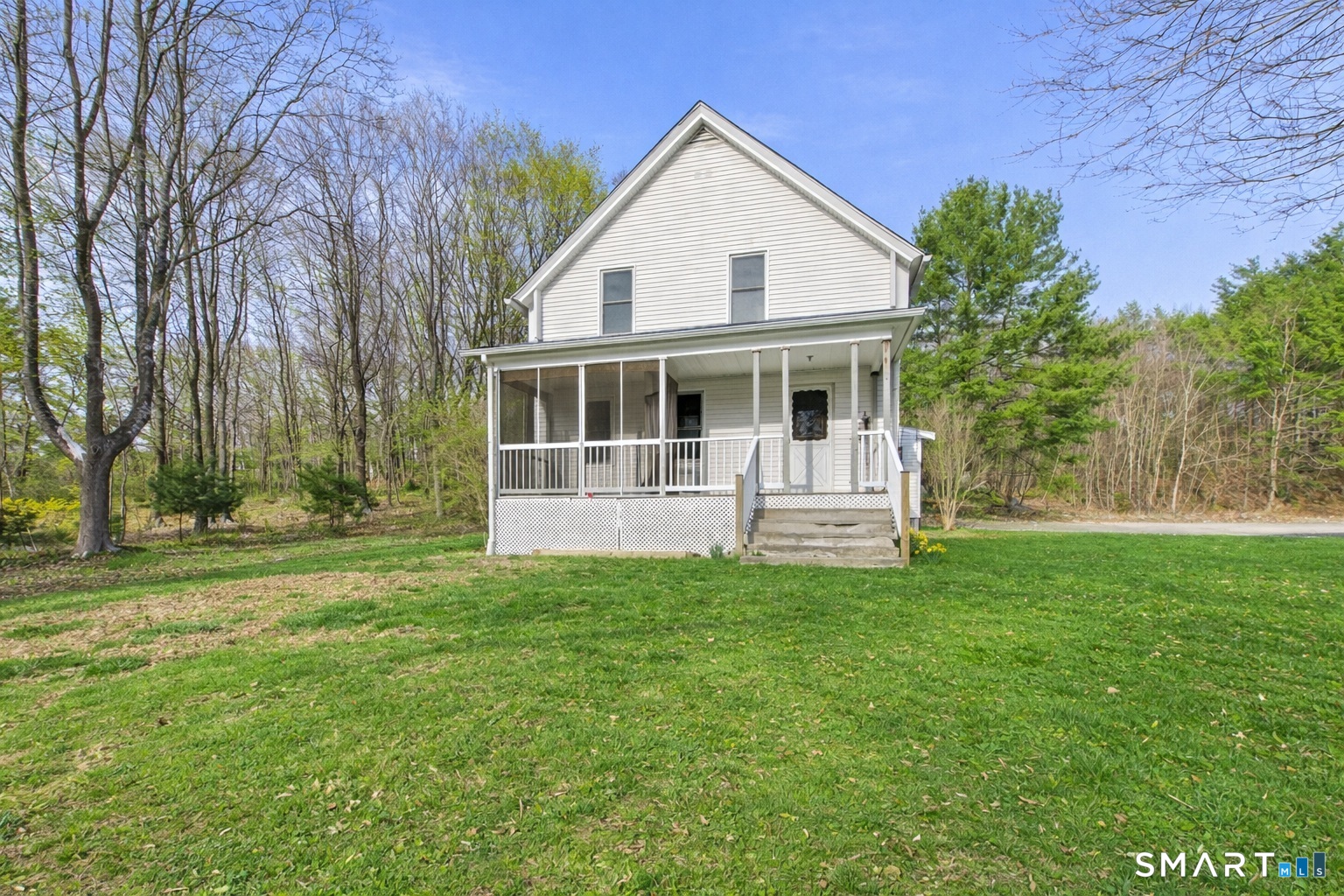 654 North Main Street Killingly, CT 06239 - Photo 2 of 25