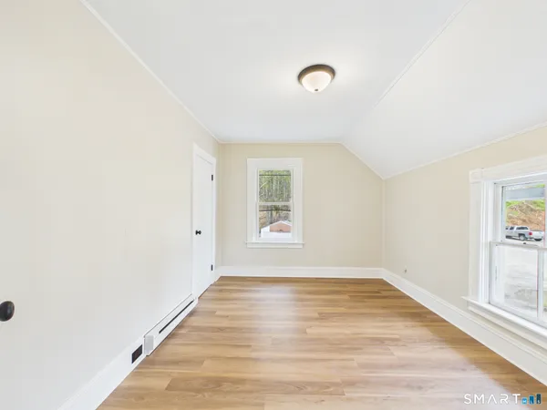 $330,000 | 654 North Main Street, Killingly, CT 06239