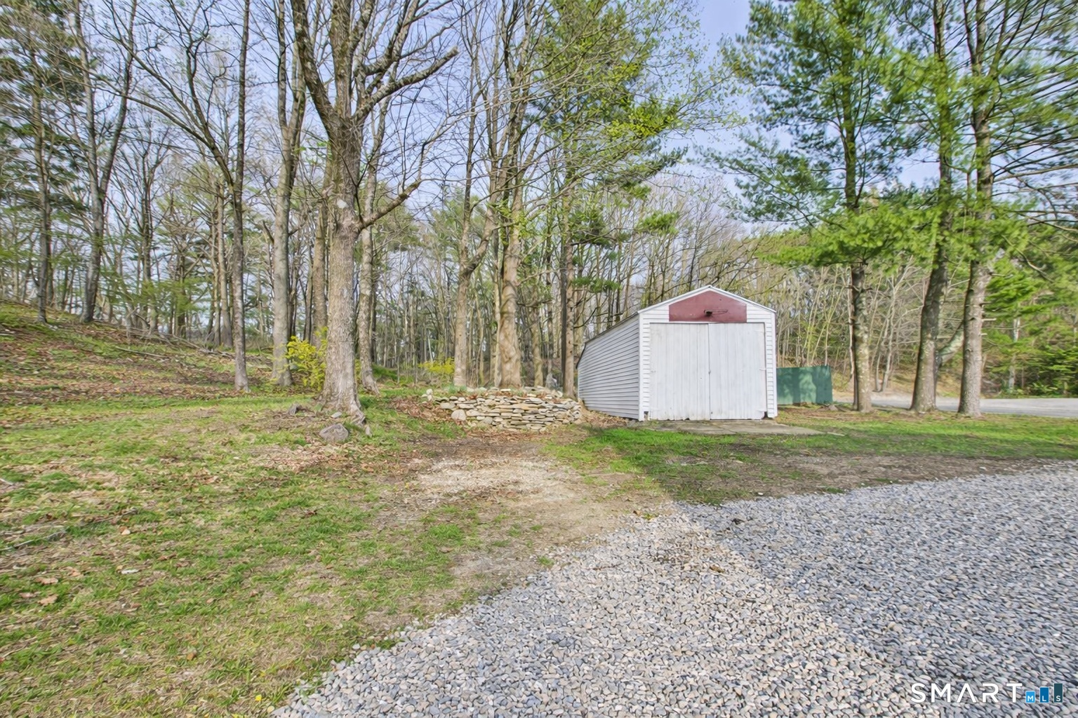 654 North Main Street Killingly, CT 06239 - Photo 3 of 25