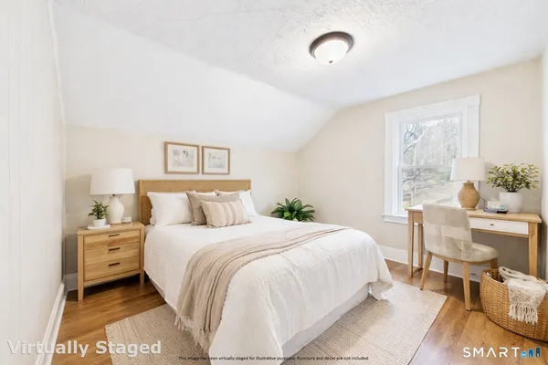 $330,000 | 654 North Main Street, Killingly, CT 06239