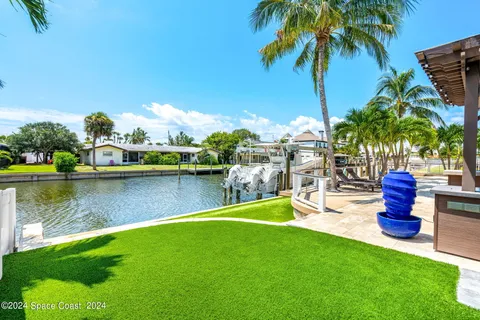 $2,350,000 | 517 Eleuthera Lane, Indian Harbour Beach, FL 32937