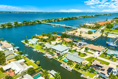 $2,350,000 | 517 Eleuthera Lane, Indian Harbour Beach, FL 32937