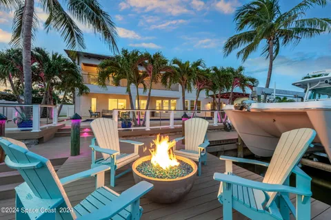 $2,350,000 | 517 Eleuthera Lane, Indian Harbour Beach, FL 32937