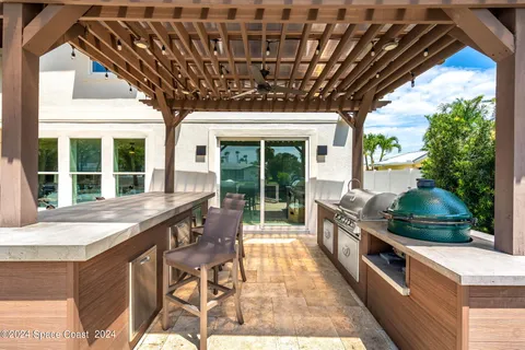 $2,350,000 | 517 Eleuthera Lane, Indian Harbour Beach, FL 32937