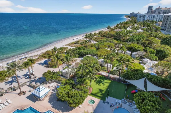 $6,900,000 | 430 Grand Bay Drive, Unit 801, Key Biscayne, FL 33149
