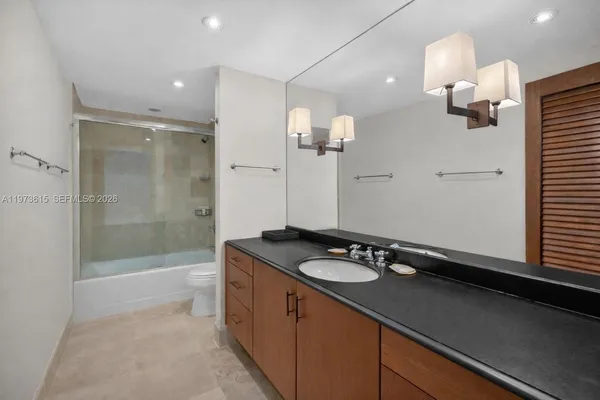 $6,900,000 | 430 Grand Bay Drive, Unit 801, Key Biscayne, FL 33149