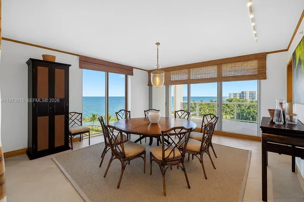 $6,900,000 | 430 Grand Bay Drive, Unit 801, Key Biscayne, FL 33149