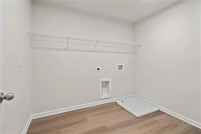 a view of a room with an empty space
