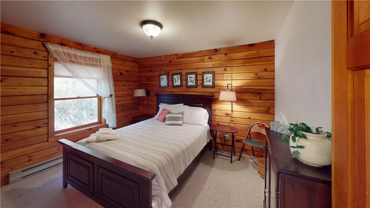 207 Pheasant Run Road Middlefield, NY 13326 - Photo 18 of 44 Queen bed#1 1st floor