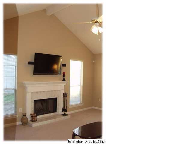 121 Cambridge Pointe Circle Alabaster, AL 35007 - Photo 4 of 22