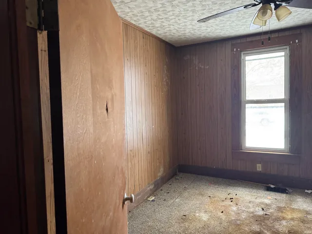 $85,000 | 401 West Brummitt Street, Owensville, IN 47665