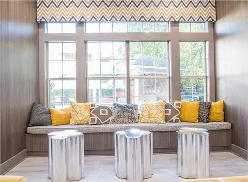 $1,535 | 3920 Club Drive, Unit 1220, Duluth, GA 30096