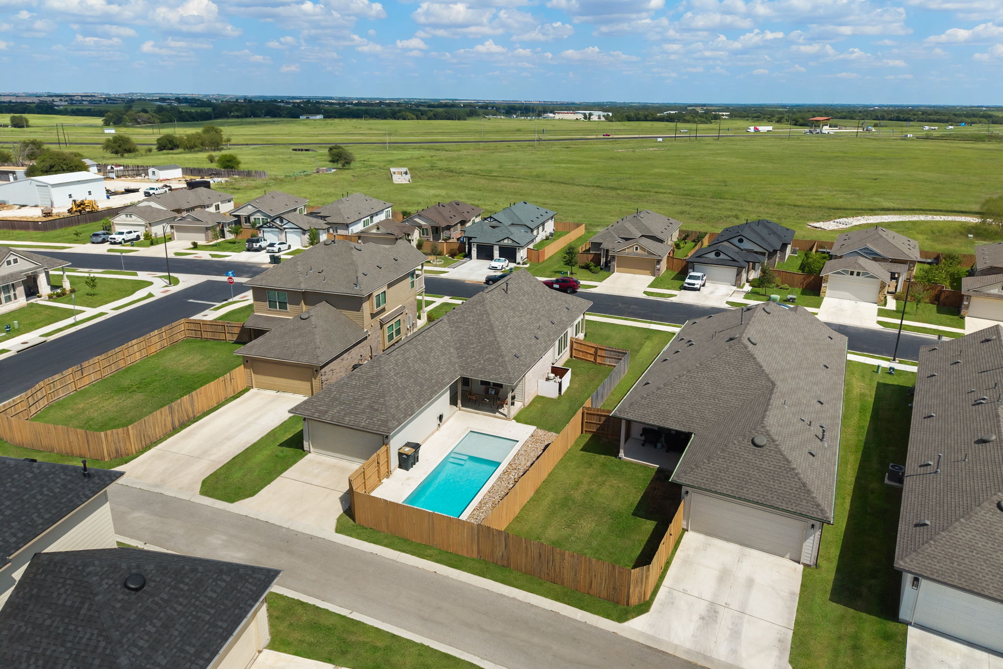 721 Paddock Lane Georgetown, TX 78626 - Photo 35 of 36 Gallery Image 35