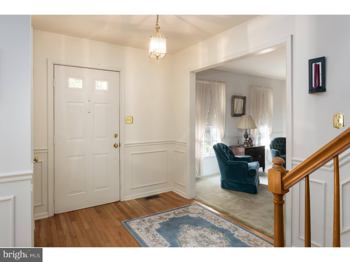 818 McKendimen Road Shamong, NJ 08088 - Photo 2 of 25 Foyer