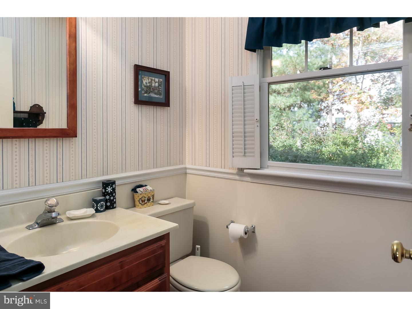 818 McKendimen Road Shamong, NJ 08088 - Photo 14 of 25 Bathroom