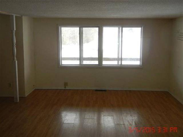 227 East Spring Street Peru, IN 46970 - Photo 3 of 8 Gallery Image 3