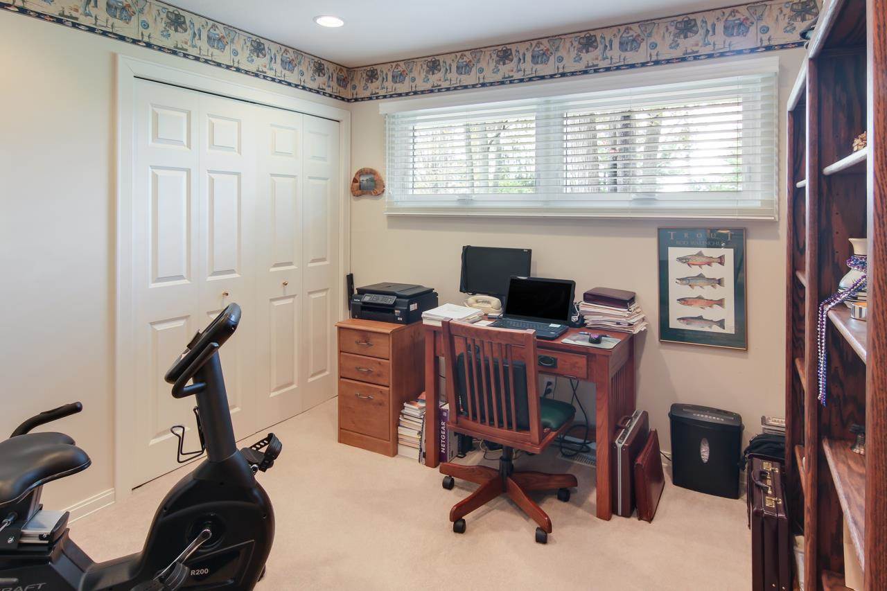 702 Bloomfield Road Traverse City, MI 49686 - Photo 21 of 26 1887268-20.JPG