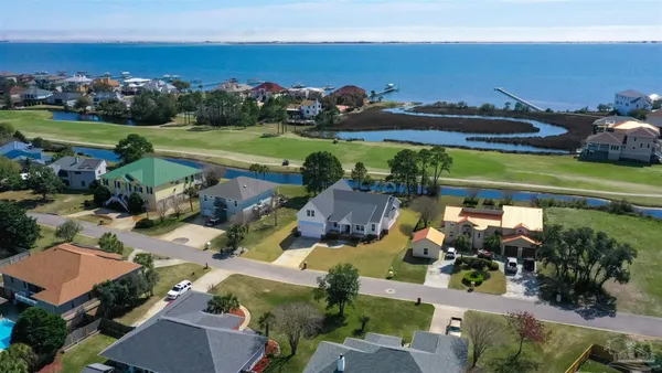 $1,199,900 | 3846 Saber Tooth Circle, Gulf Breeze, FL 32563