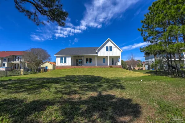 $1,199,900 | 3846 Saber Tooth Circle, Gulf Breeze, FL 32563