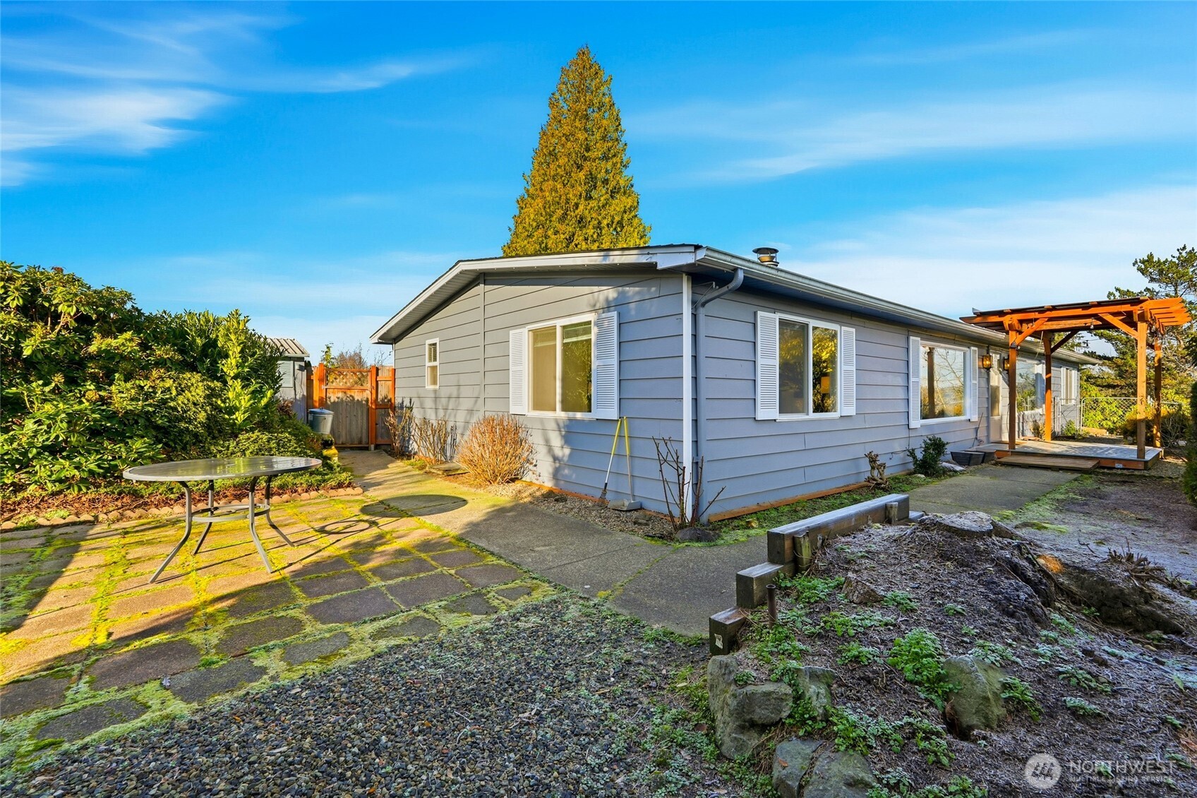 11813 Northeast 172nd Street Bothell, WA 98011 - Photo 26 of 29