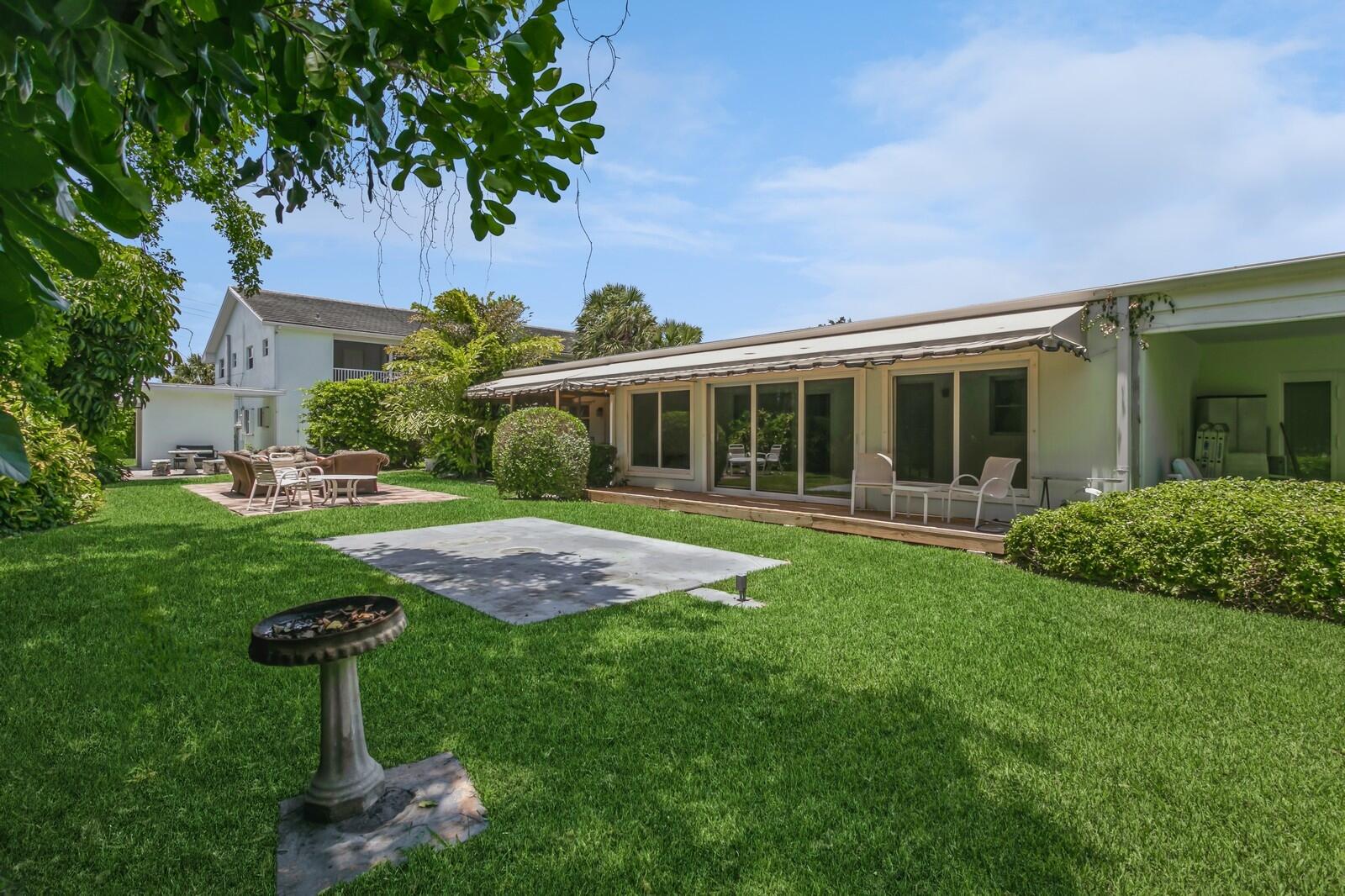 1217 Surf Road, Unit 2 Riviera Beach, FL 33404 - Photo 26 of 27 REAR