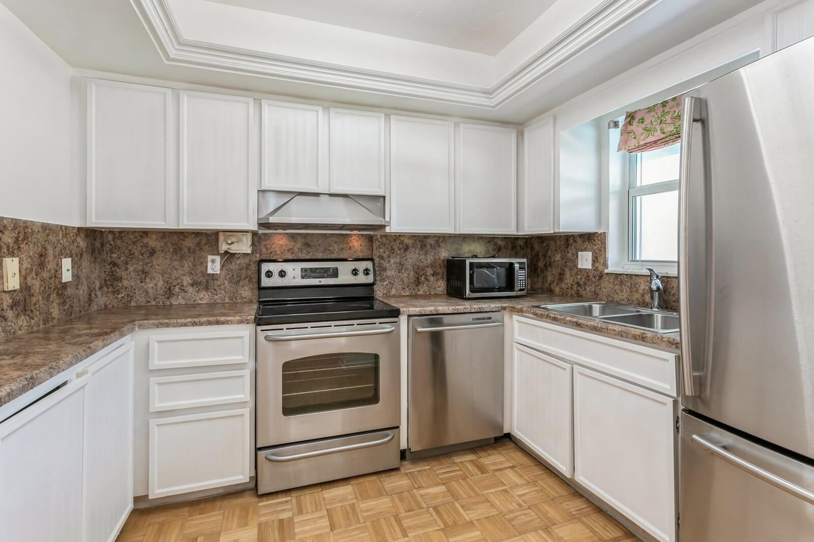 1217 Surf Road, Unit 2 Riviera Beach, FL 33404 - Photo 7 of 27 KITCHEN