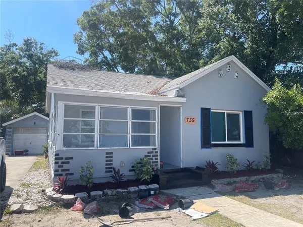 $1,950 | 735 18th Street South, St. Petersburg, FL 33712