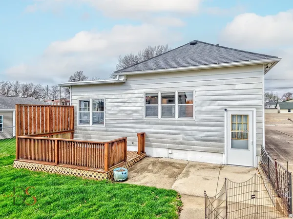 $117,000 | 403 North Wasson Street, Streator, IL 61364