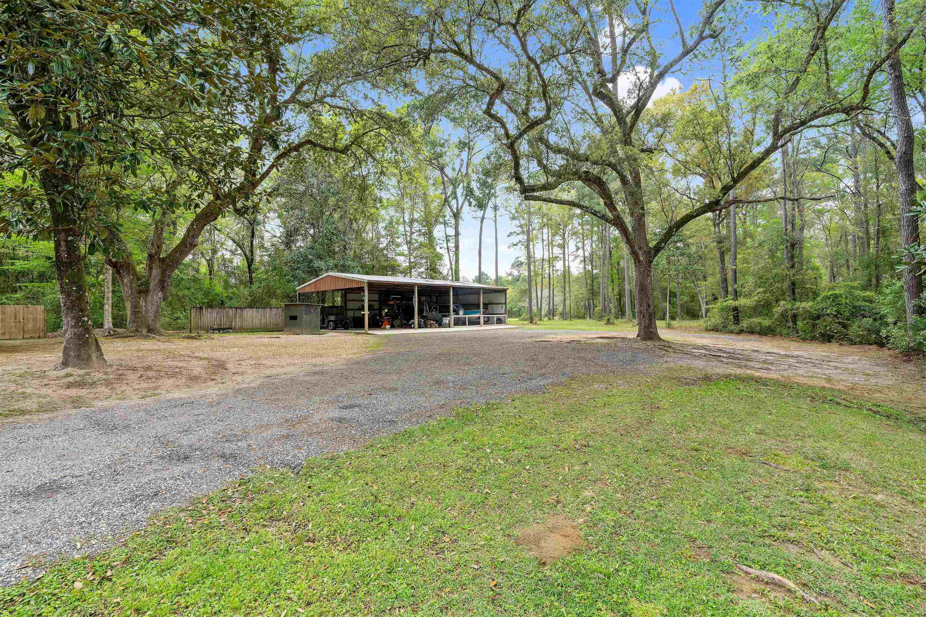 6851 Blakeley Road Daphne, AL 36527 - Photo 5 of 36