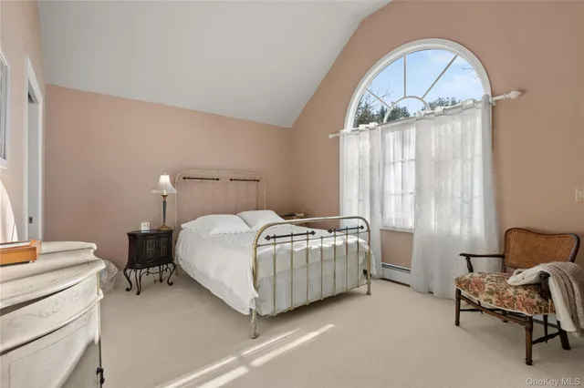 $850,000 | 5 A Bay Road, East Patchogue, NY 11772