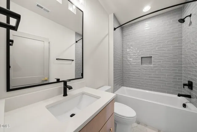 $1,975,000 | 1225 Dixie Trail, Raleigh, NC 27607