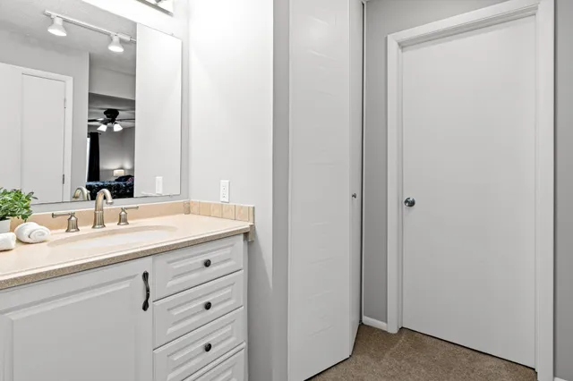 $220,000 | 2200 Nevada Avenue, Unit 106, St. Louis Park, MN 55426