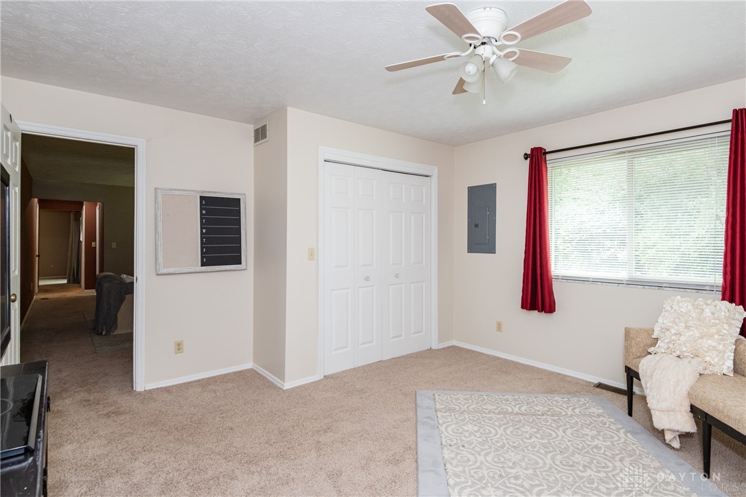 5417 Red Coach Road Dayton, OH 45429 - Photo 23 of 54