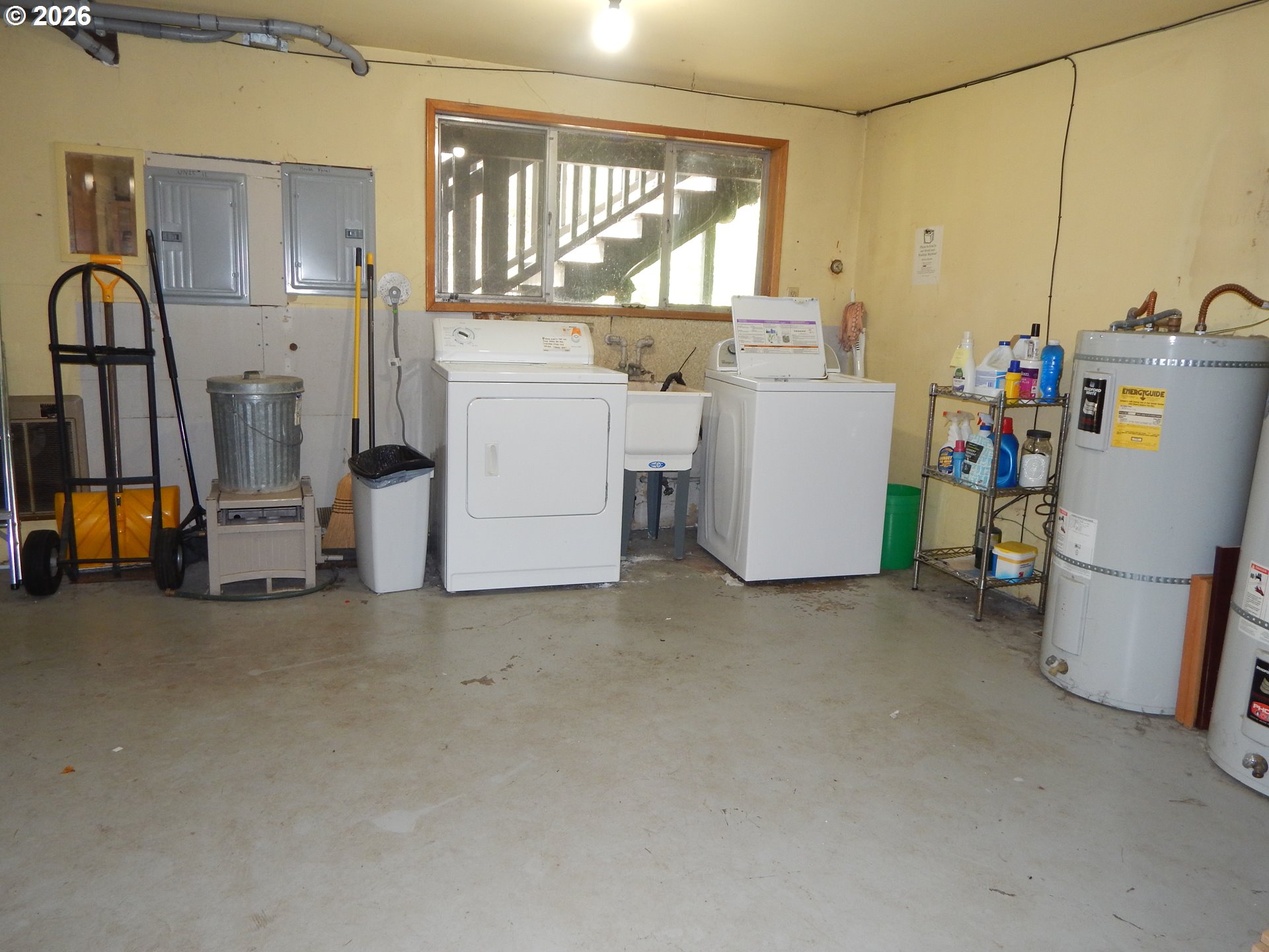 5225 Southwest Oleson Road, Unit 15 Portland, OR 97225 - Photo 30 of 38 Laundry